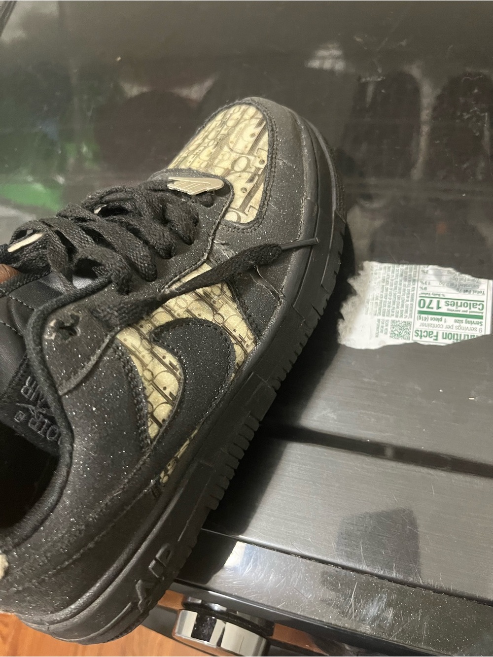 Dior Black and Beige Logo Accent Sneakers - Picture 4 of 8